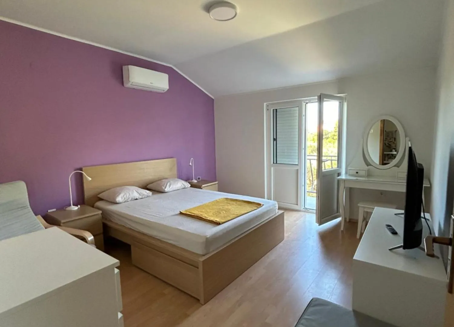 Apartment Kix 라브