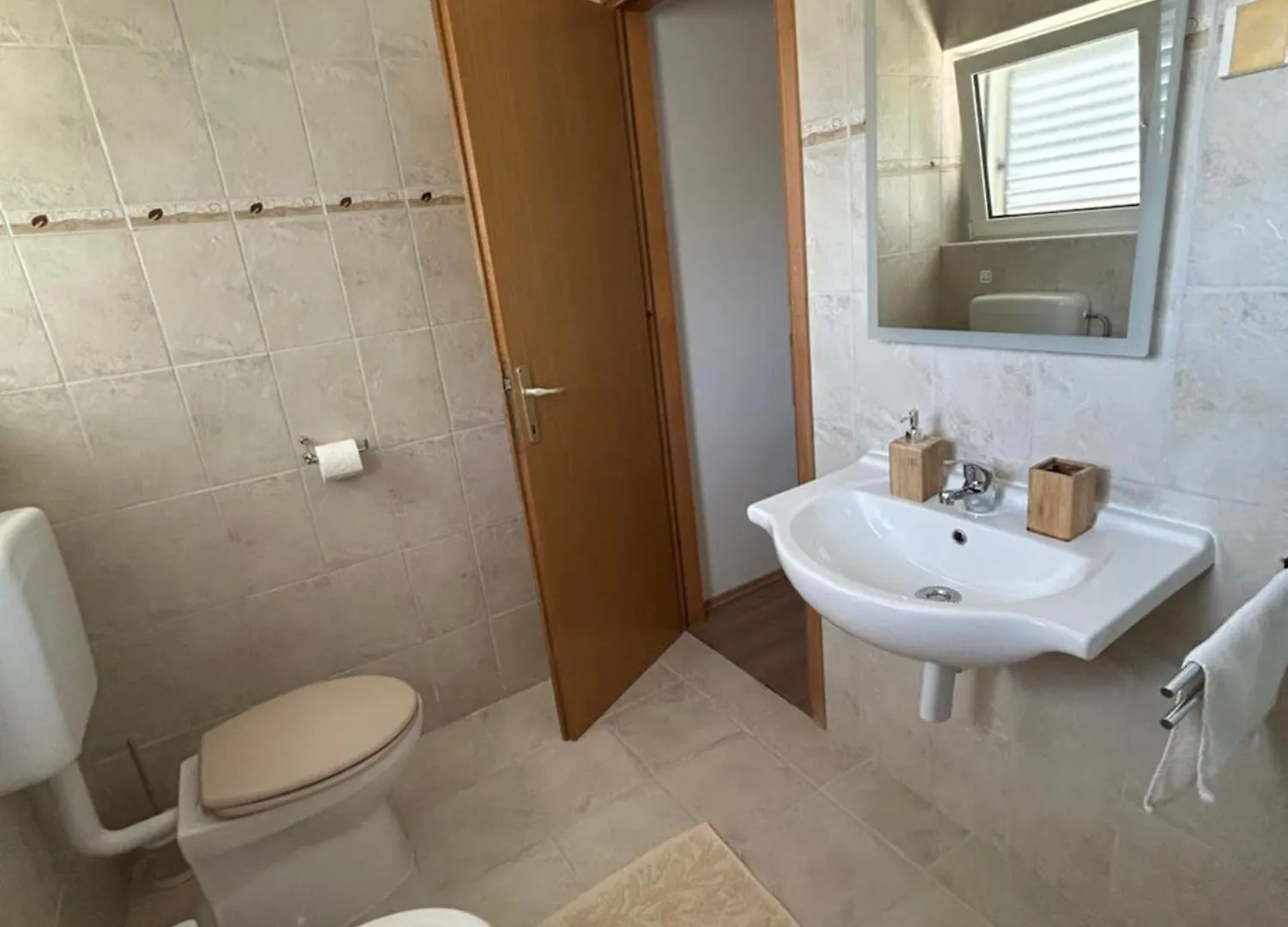 Apartment Kix Rab Town